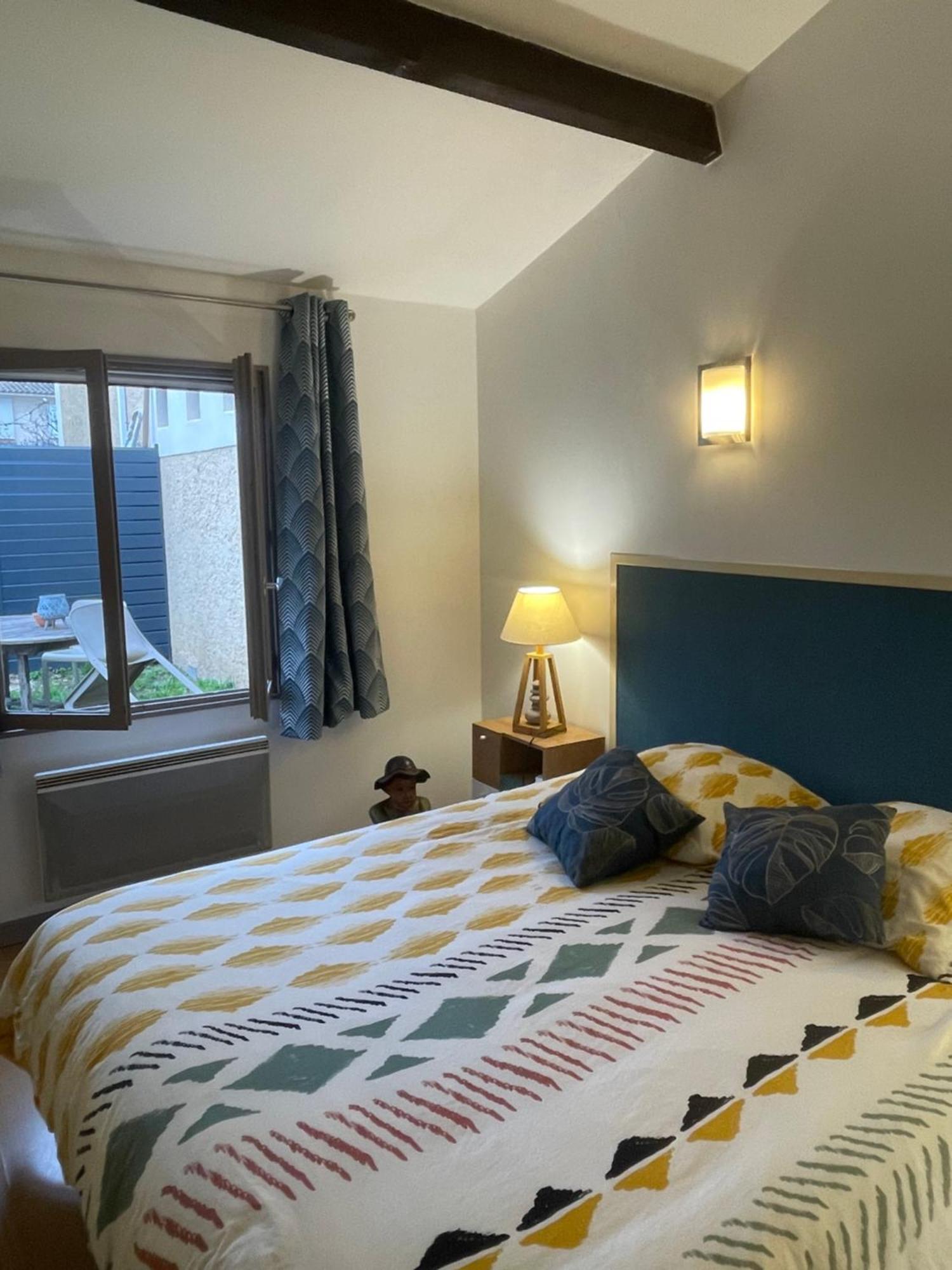 Holiday home Jolie Petite Maison - Montfavet
